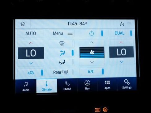 Used 2020 Ford F350 Lariat w/ Lariat Value Package AWD/4WD image 24