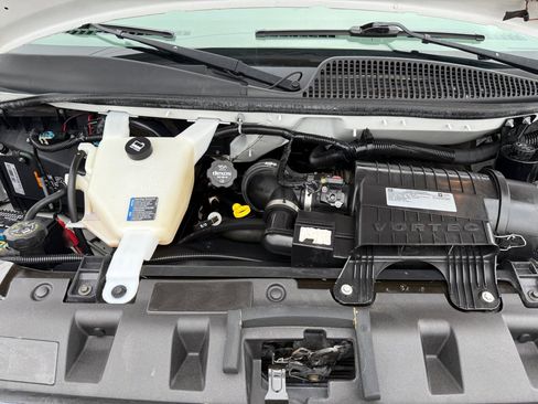 Used 2019 Chevrolet Express 2500 w/ Driver Convenience Package image 42