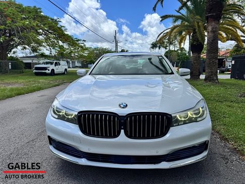 Used 2016 BMW 740i RWD image 13