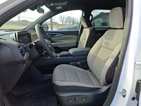 New 2026 Chevrolet Traverse LT image 6