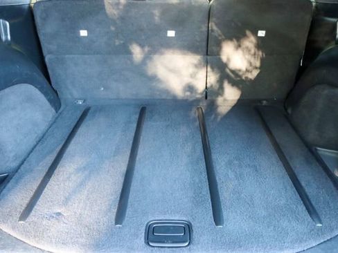 Used 2017 Jeep Grand Cherokee Limited image 23