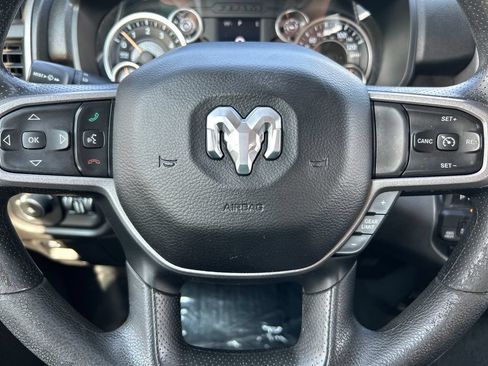 Used 2019 RAM 1500 Tradesman AWD/4WD image 9