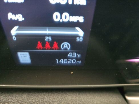 Certified 2025 Kia Sportage EX image 22