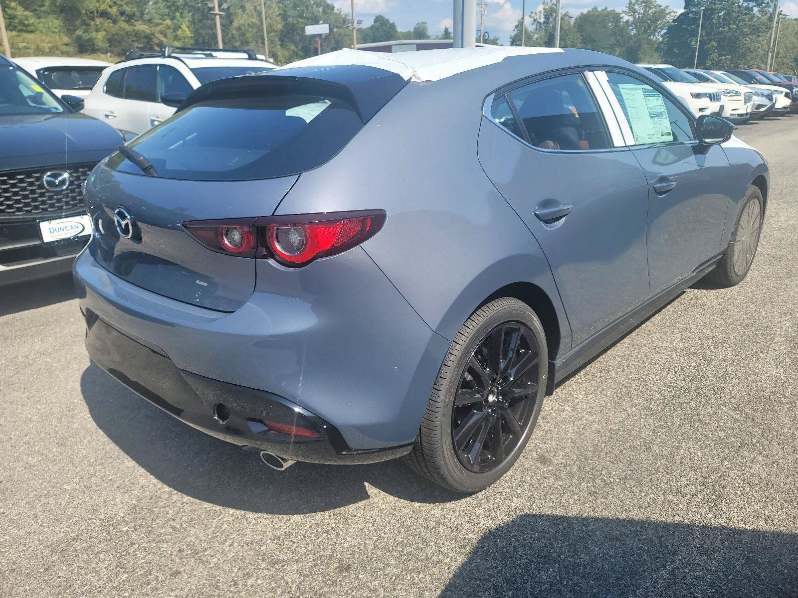 New 2026 MAZDA MAZDA3 2.5 S Hatchback w/ Premium Pkg FWD image 5
