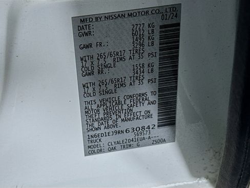 Used 2024 Nissan Frontier SL w/ Technology Package image 12