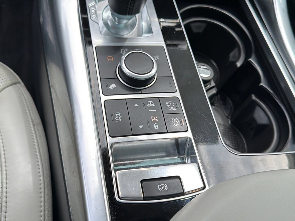 Used 2016 Land Rover Range Rover Sport HSE AWD/4WD image 26