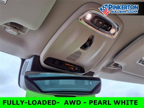 Used 2016 Volvo XC90 T8 Momentum image 29