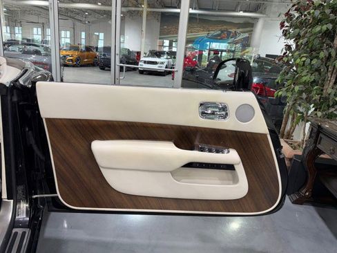 Used 2017 Rolls-Royce Dawn Premium Pkg $350K MSRP image 50