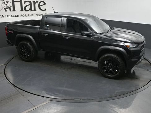 New 2026 Chevrolet Colorado Trail Boss AWD/4WD image 16