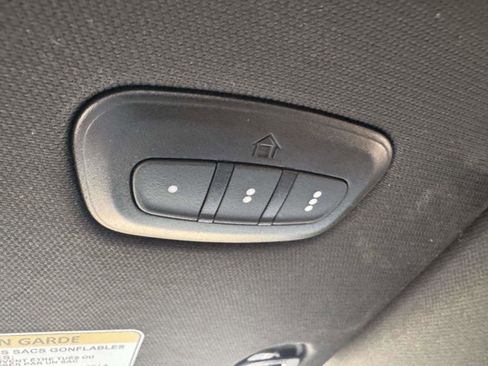 Used 2023 RAM 1500 Laramie image 31