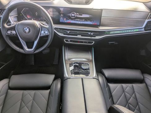 Used 2026 BMW X5 xDrive40i w/ Premium Package image 11