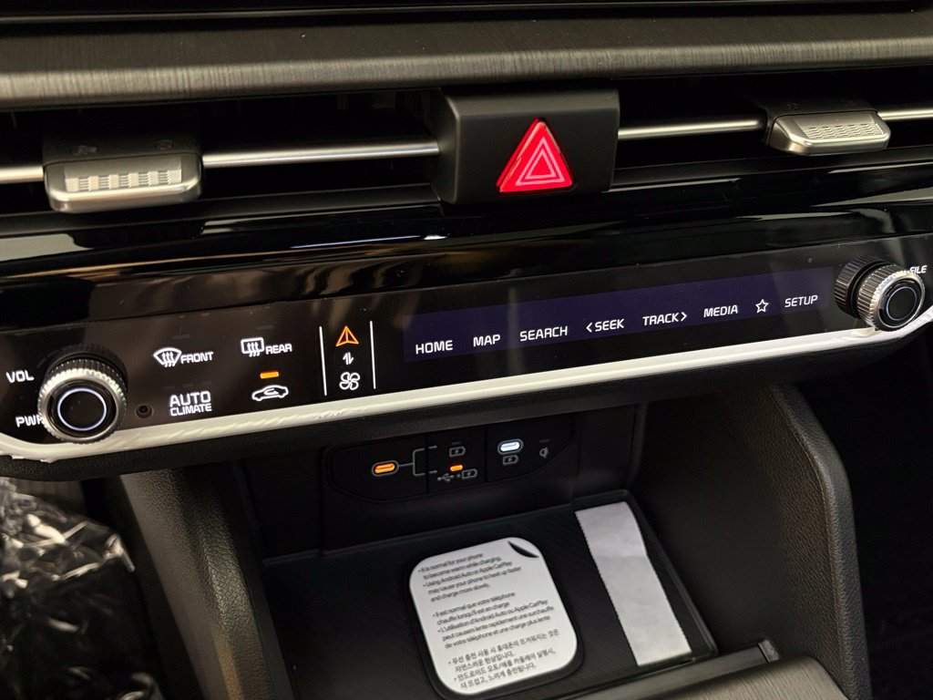 New 2026 Kia Sportage X-Line w/ X-Line Premium Package AWD/4WD image 28