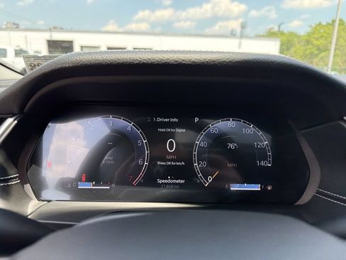 Used 2023 Jeep Grand Cherokee L Limited AWD/4WD image 22