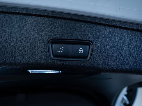 Used 2023 Maserati Grecale Modena image 64