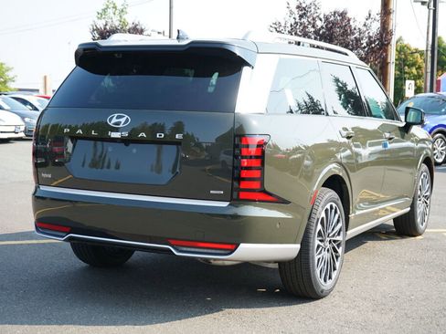 Used 2026 Hyundai Palisade Calligraphy image 5