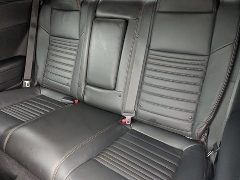 Used 2014 Dodge Challenger R/T RWD image 22