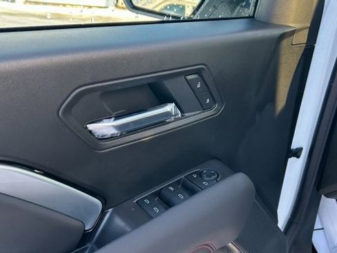 New 2026 Chevrolet Colorado Z71 image 14