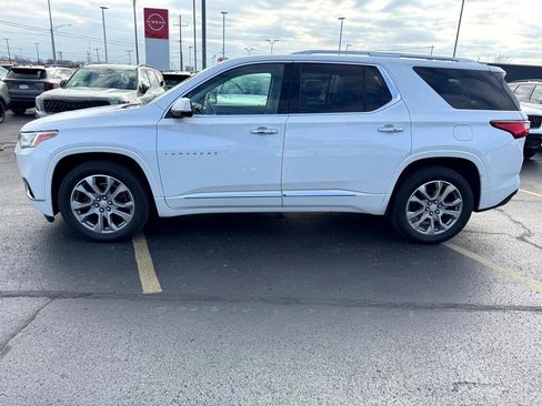 Used 2019 Chevrolet Traverse Premier image 2