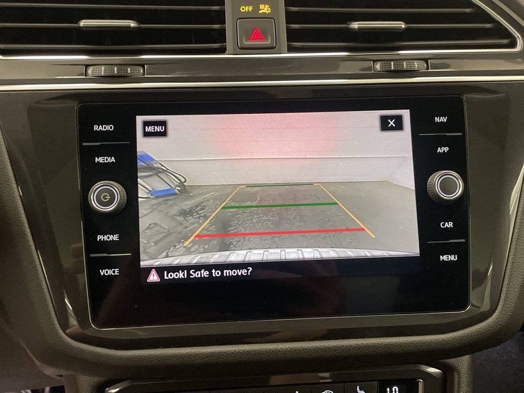 Used 2019 Volkswagen Tiguan SEL Premium R-Line AWD/4WD image 9