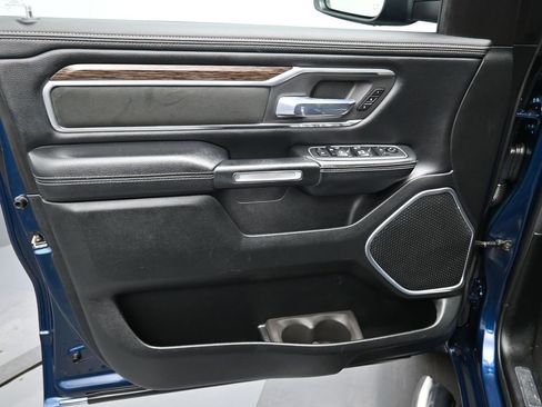 Used 2020 RAM 1500 Laramie image 11