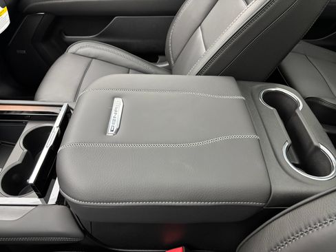 New 2026 GMC Yukon Denali w/ Sun & Power Step Package AWD/4WD image 35