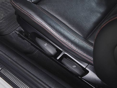 Used 2011 BMW 1 Series M image 56