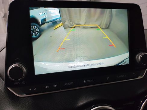 Used 2023 Nissan Sentra SV image 30