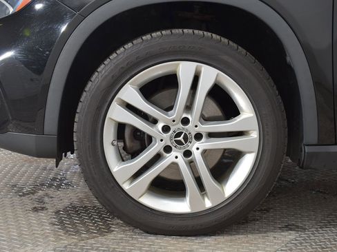 Used 2018 Mercedes-Benz GLA 250 4MATIC image 27