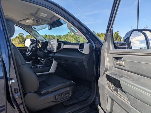 Used 2022 Toyota Tundra Limited image 35