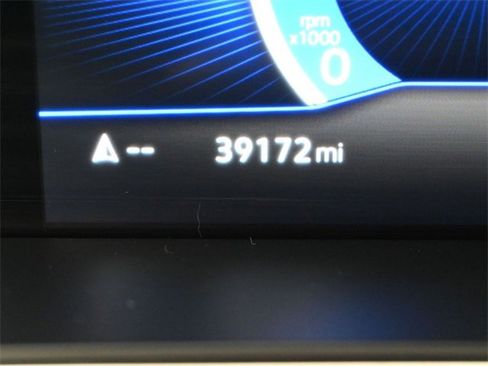 Used 2022 Volkswagen Tiguan SE R-Line image 19