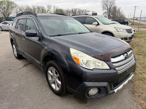 Used 2013 Subaru Outback 2.5i Limited image 19