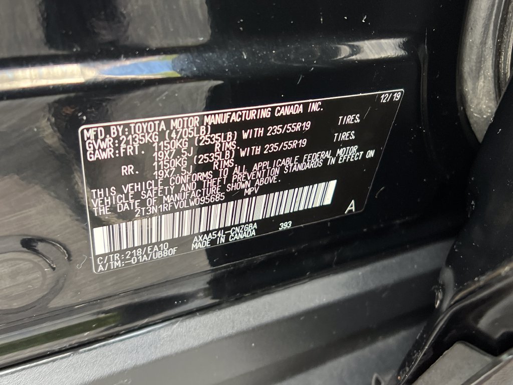 Used 2020 Toyota RAV4 Limited AWD/4WD image 28