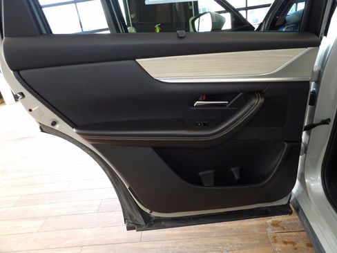 Certified 2025 MAZDA CX-90 3.3 Turbo w/ Preferred Package image 21