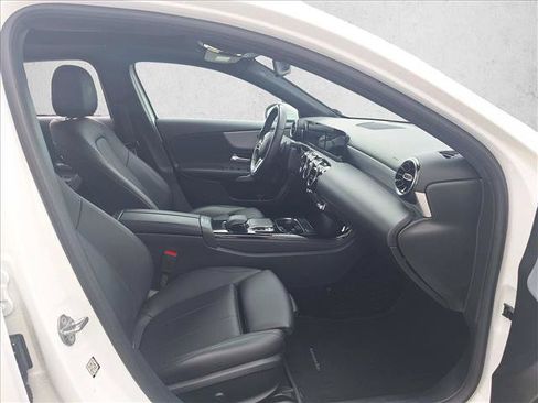 Used 2019 Mercedes-Benz A 220 image 19