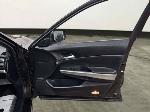 Used 2014 Honda Crosstour EX-L image 19