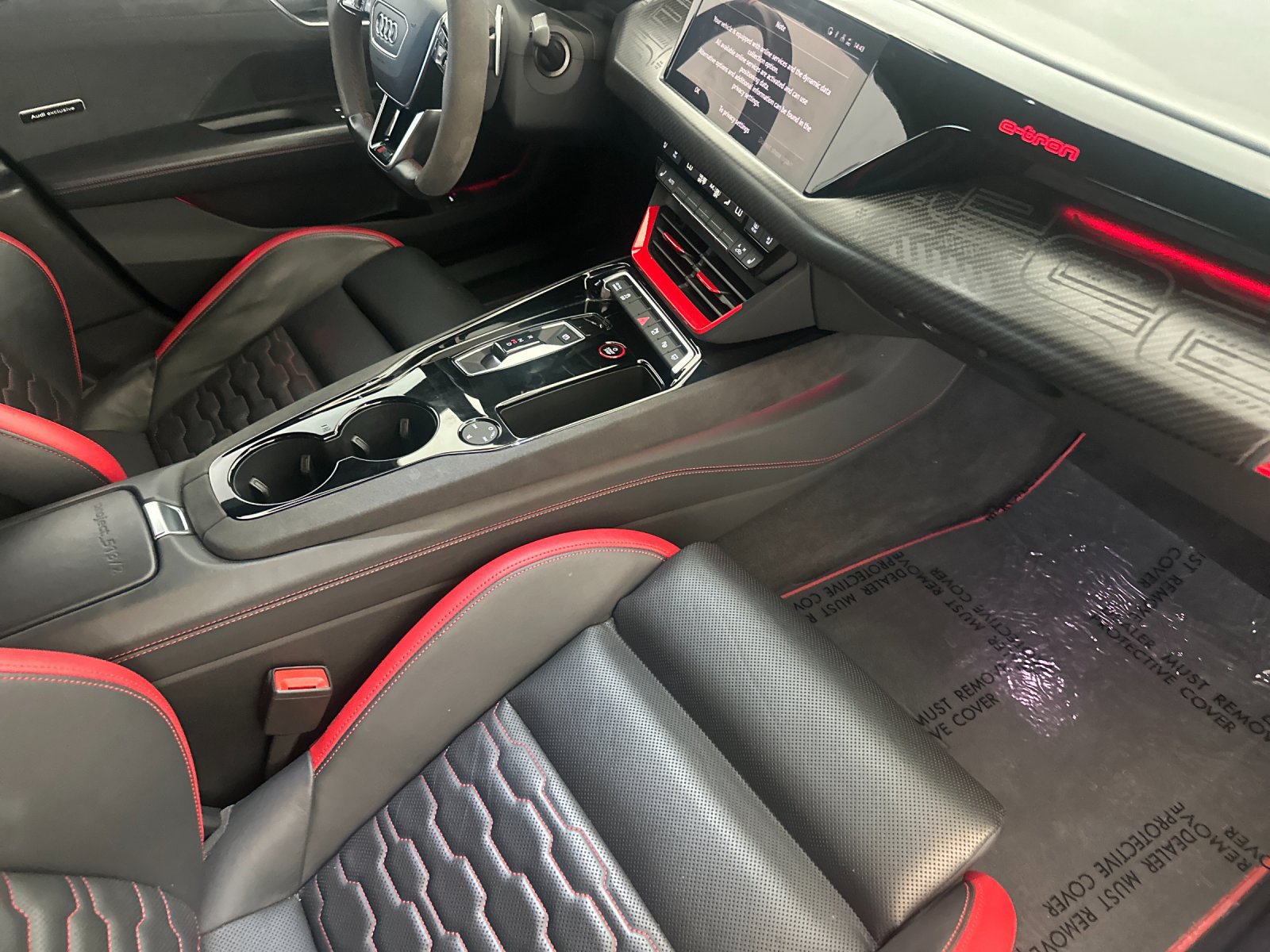 Used 2023 Audi RS e-tron GT AWD/4WD image 15