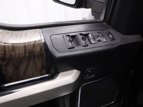 Used 2019 Ford F350 Lariat w/ Lariat Ultimate Package image 24