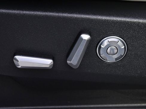 New 2026 Lincoln Navigator Reserve w/ Jet Appearance Package AWD/4WD image 14