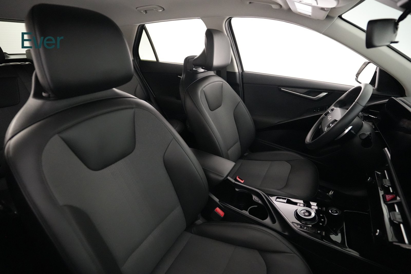 Used 2025 Kia Niro Wind FWD image 23