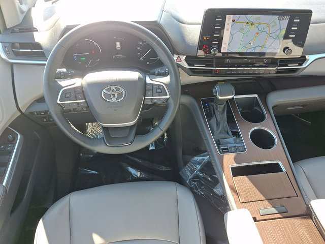 Used 2022 Toyota Sienna XLE w/ XLE Plus Package AWD/4WD image 22