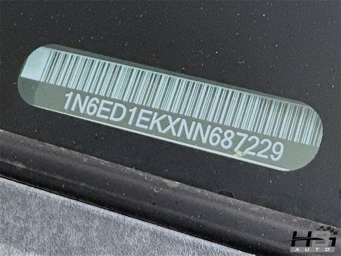 Used 2022 Nissan Frontier PRO-4X w/ Pro-4X Premium Package image 18