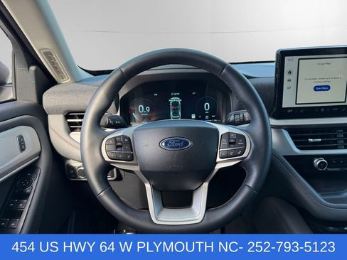 Certified 2025 Ford Explorer Active RWD image 12