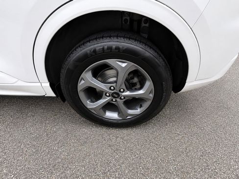 Used 2023 Ford Escape ST-Line w/ Tech Pack #1 AWD/4WD image 9