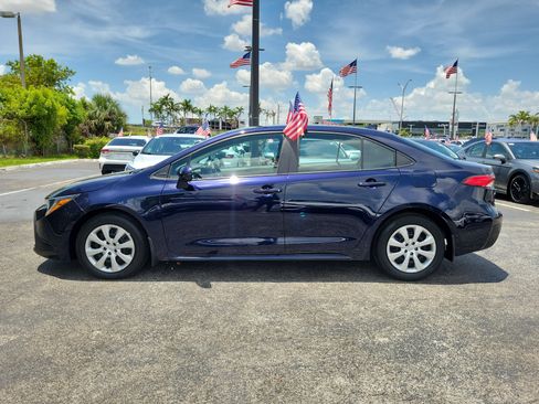 Used 2024 Toyota Corolla LE FWD image 7