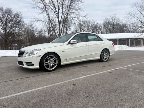 Used 2012 Mercedes-Benz E 350 Sedan w/ Lane Tracking Pkg image 23