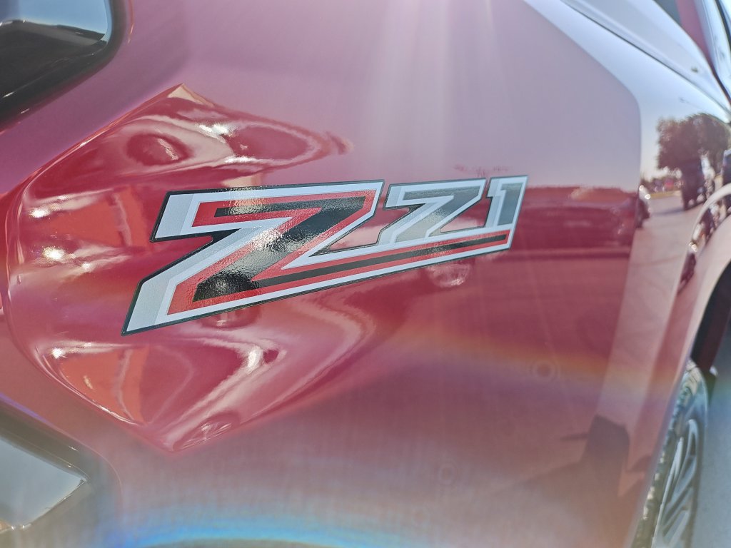 Used 2023 Chevrolet Colorado Z71 w/ Z71 Convenience Package 2 AWD/4WD image 27