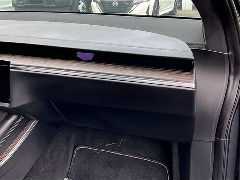 Used 2023 Tesla Model X AWD/4WD image 27