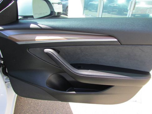 Used 2023 Tesla Model 3 Standard Range RWD image 22