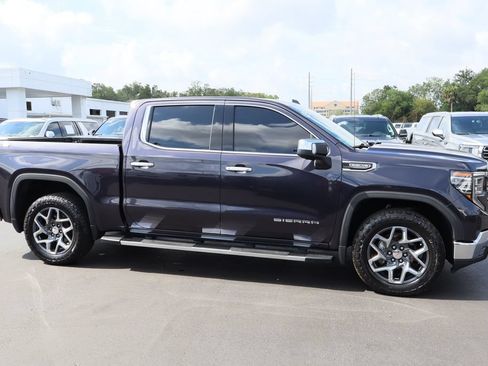 Used 2022 GMC Sierra 1500 SLT w/ SLT Premium Plus Package AWD/4WD image 10
