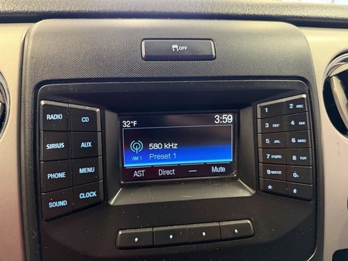 Used 2014 Ford F150 XLT w/ Equipment Group 302A Luxury image 18